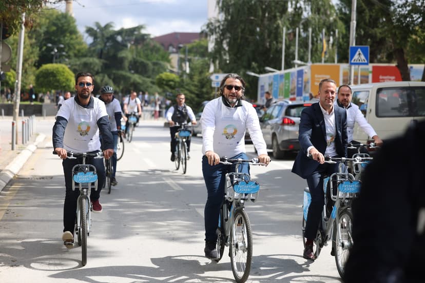 Prishtina bëhet me biçikleta
